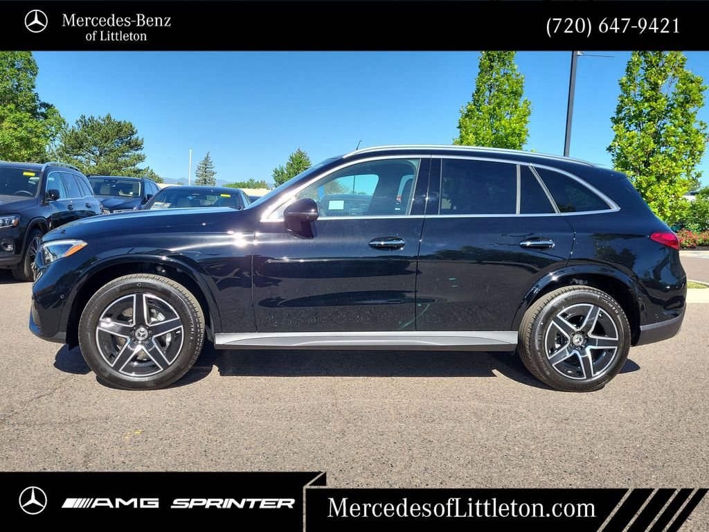 New 2026 Black Mercedes-Benz GLC 300 image 4