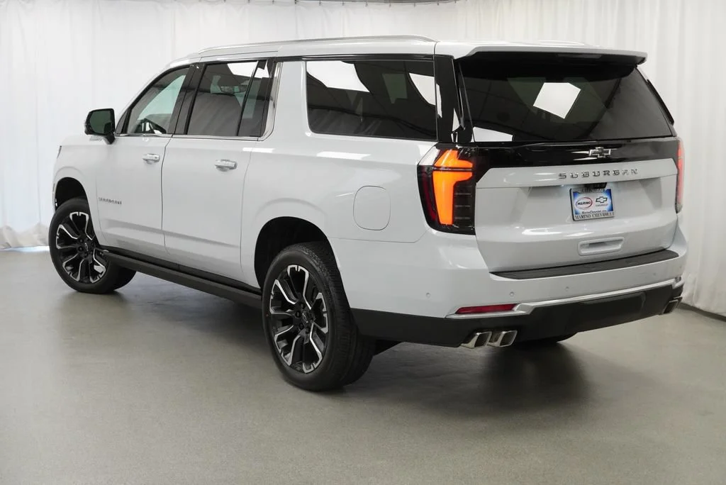 New 2026 Polar White Tricoat Chevrolet High Country image 5