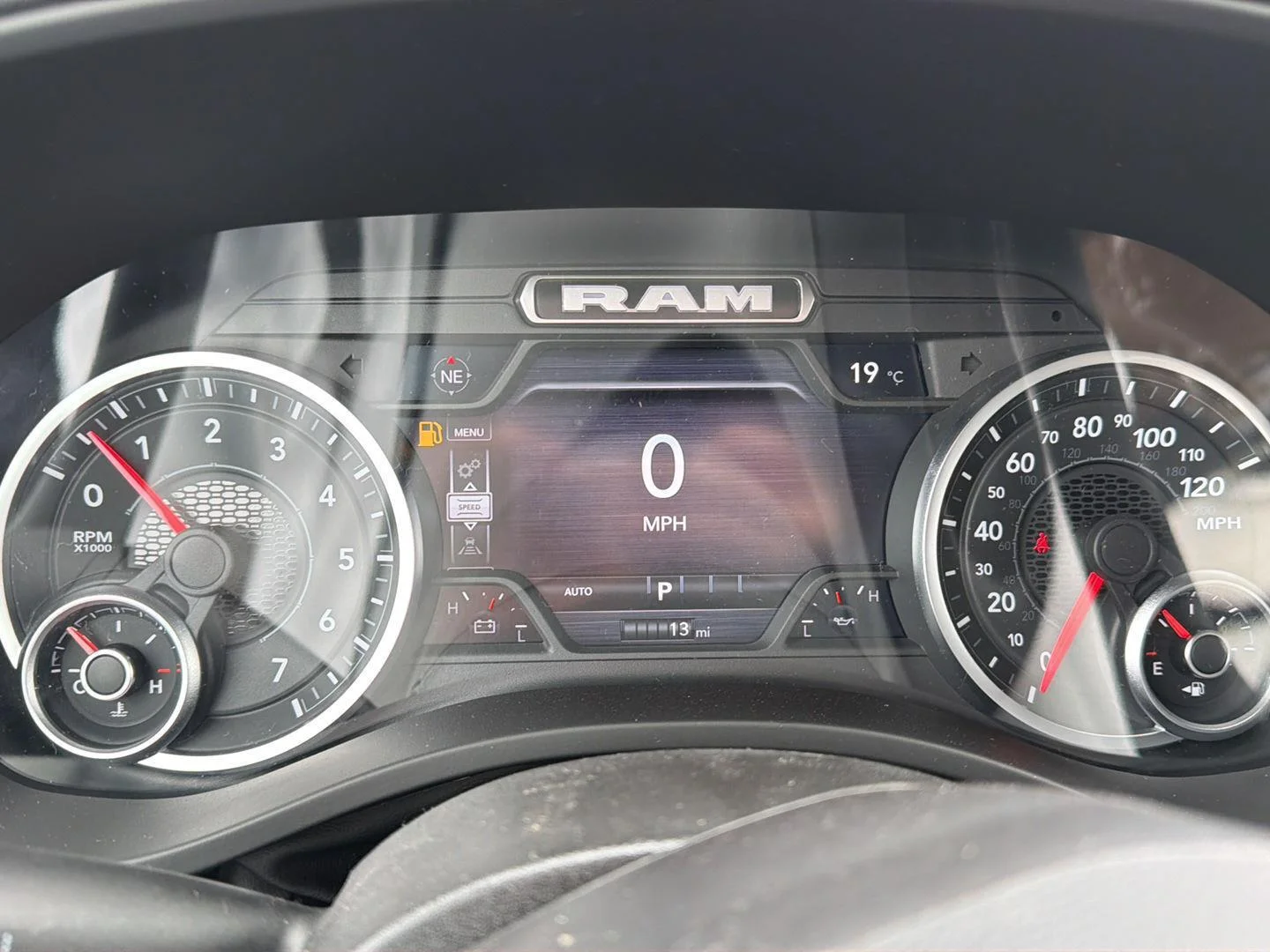 New 2026 Serrano Green Metallic RAM Big Horn image 14