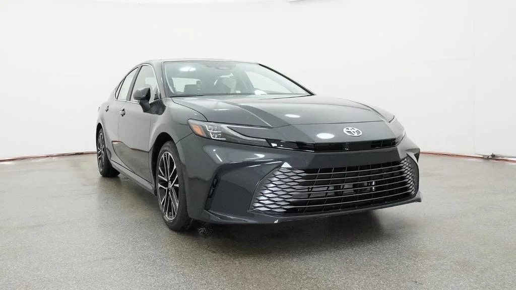 New 2026 Underground Toyota XLE image 7