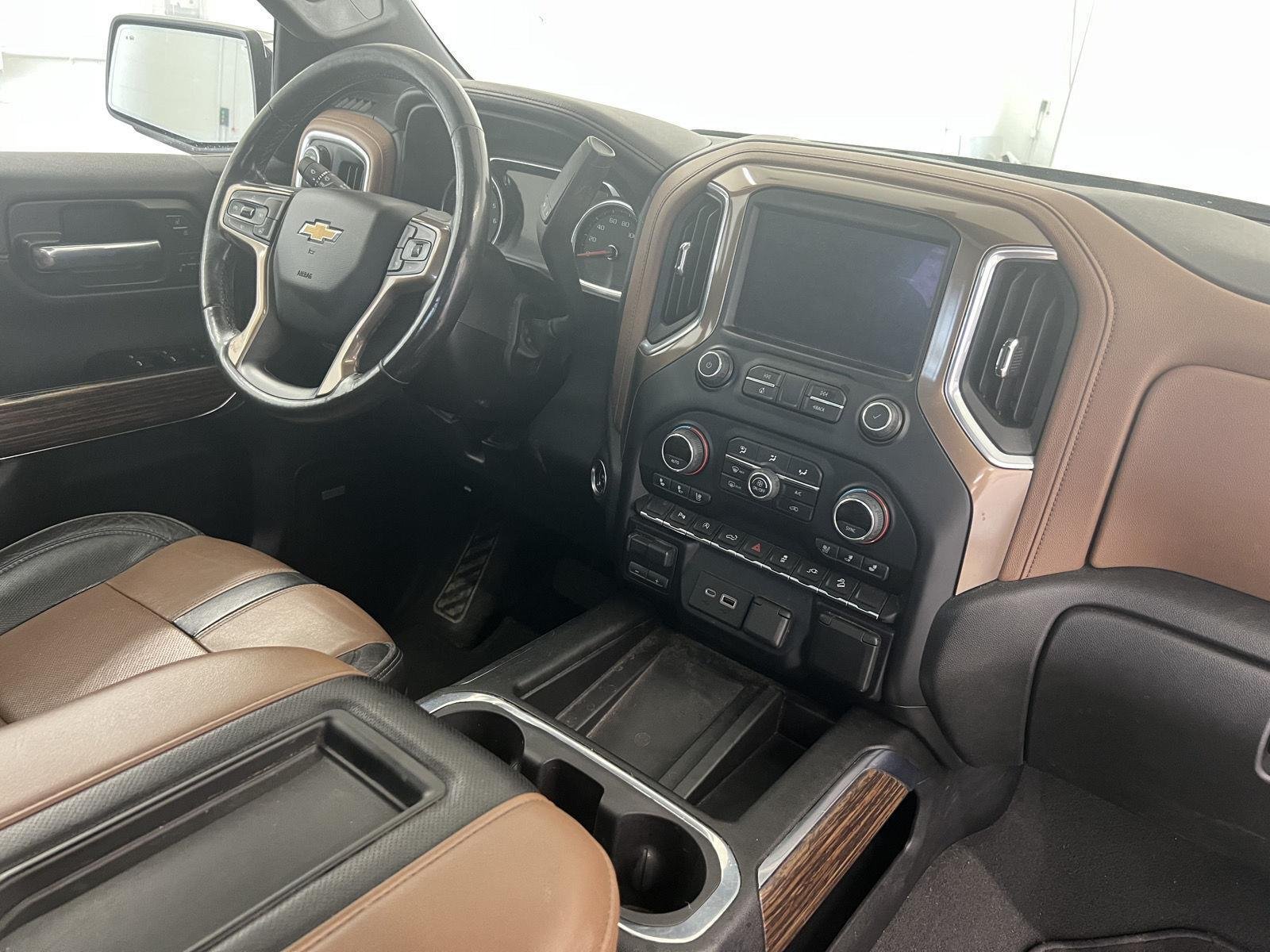Used 2021 BLACK Chevrolet High Country image 31