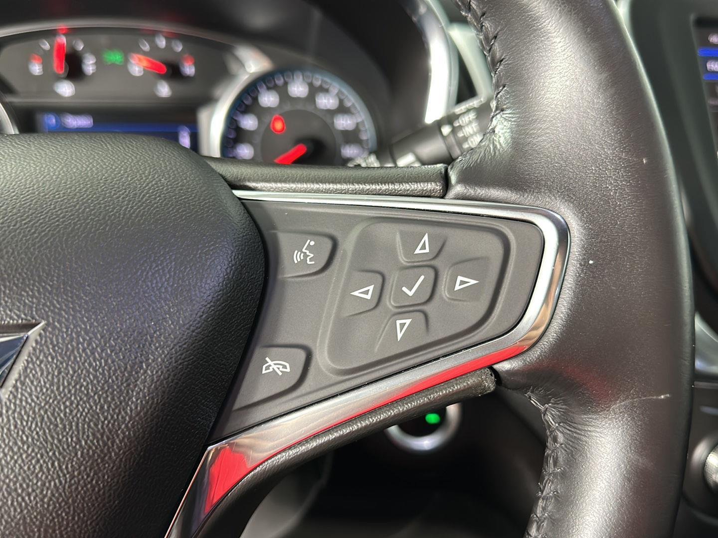 Used 2020 Pacific Blue Metallic Chevrolet LT image 21