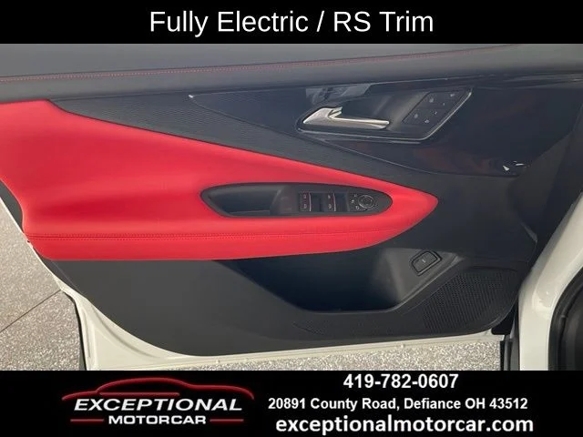 Used 2024 White Chevrolet RS image 35