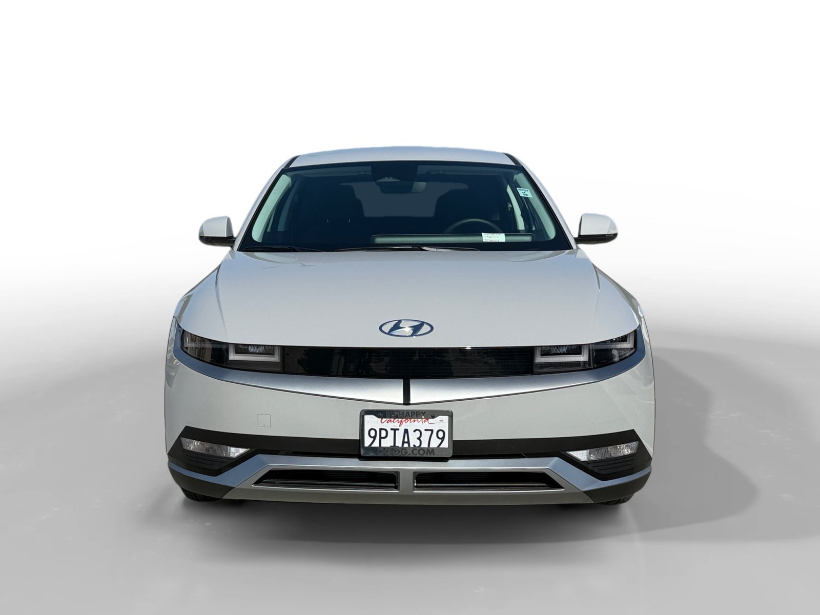 Certified Used 2024 Cyber Gray Hyundai SE image 8