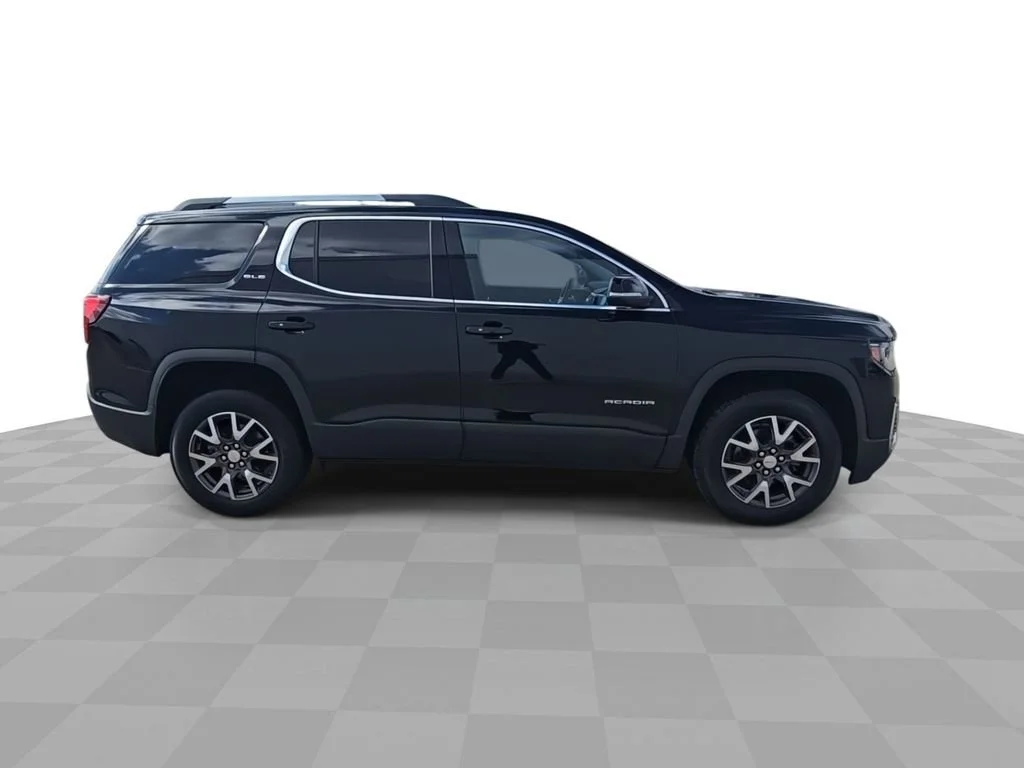 2023 GMC Acadia SLE - Photo 9