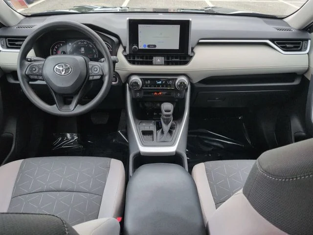 Certified Used 2024  Toyota XLE image 15