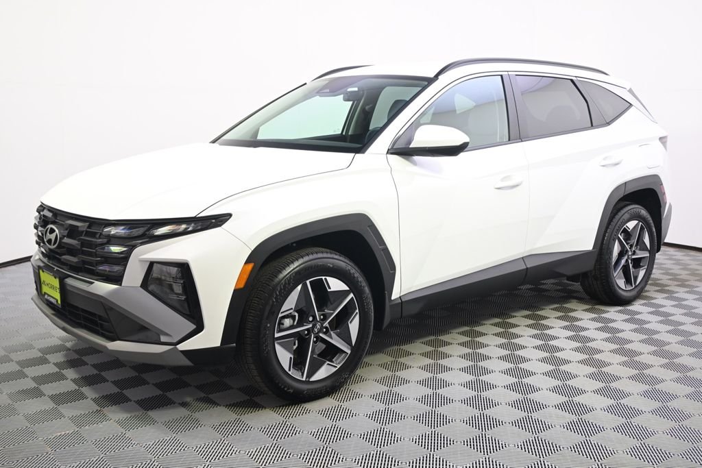 Certified 2025 Hyundai Tucson SEL with VIN 5NMJBCDE4SH571144 for sale in St. Louis Park, Minnesota