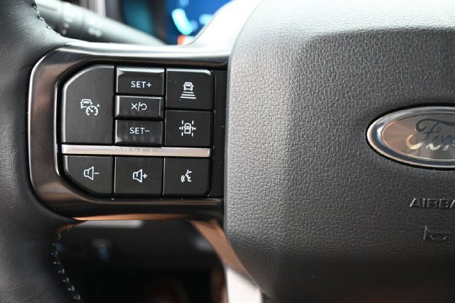 New 2026 Glacier Gray Metallic Tri-Coat Ford F-250® Platinum® image 70