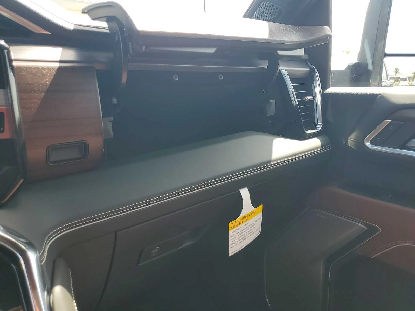 New 2026 Onyx Black GMC Denali Ultimate image 27