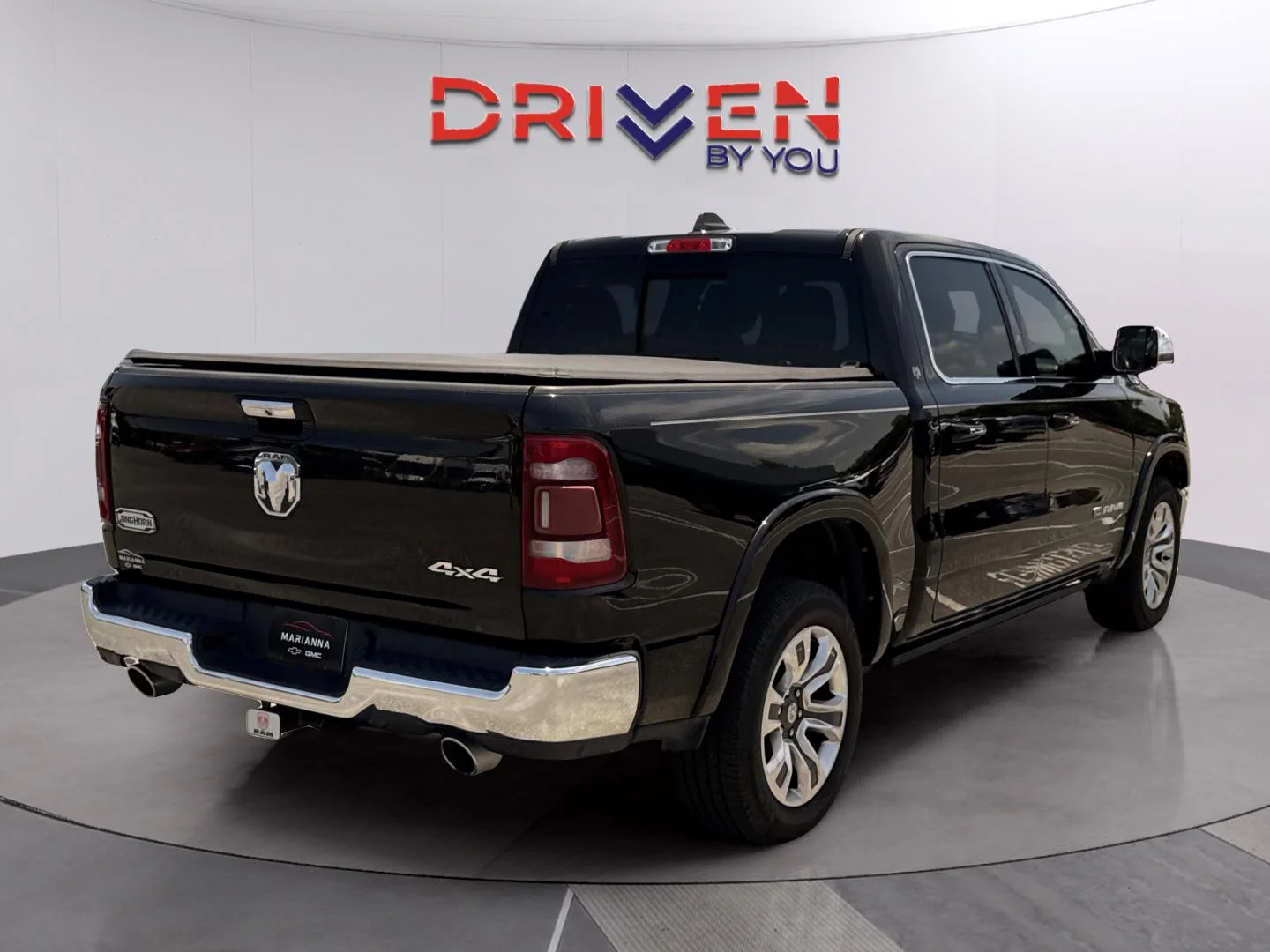 Used 2019 Diamond Black Crystal Pearlcoat Ram Longhorn image 5