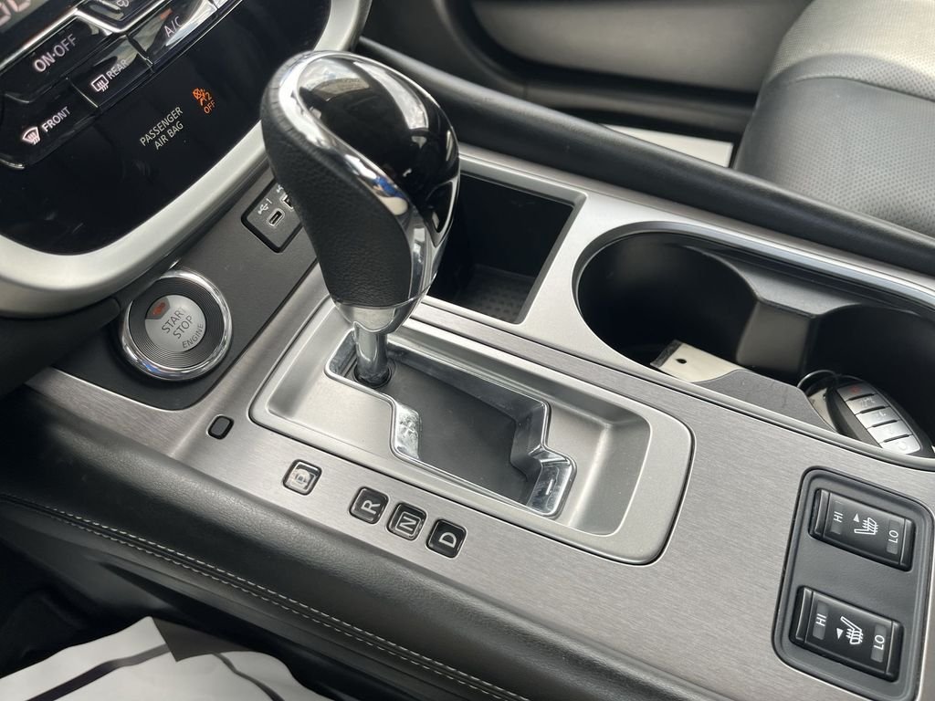 Used 2023 Gray Nissan SL image 20