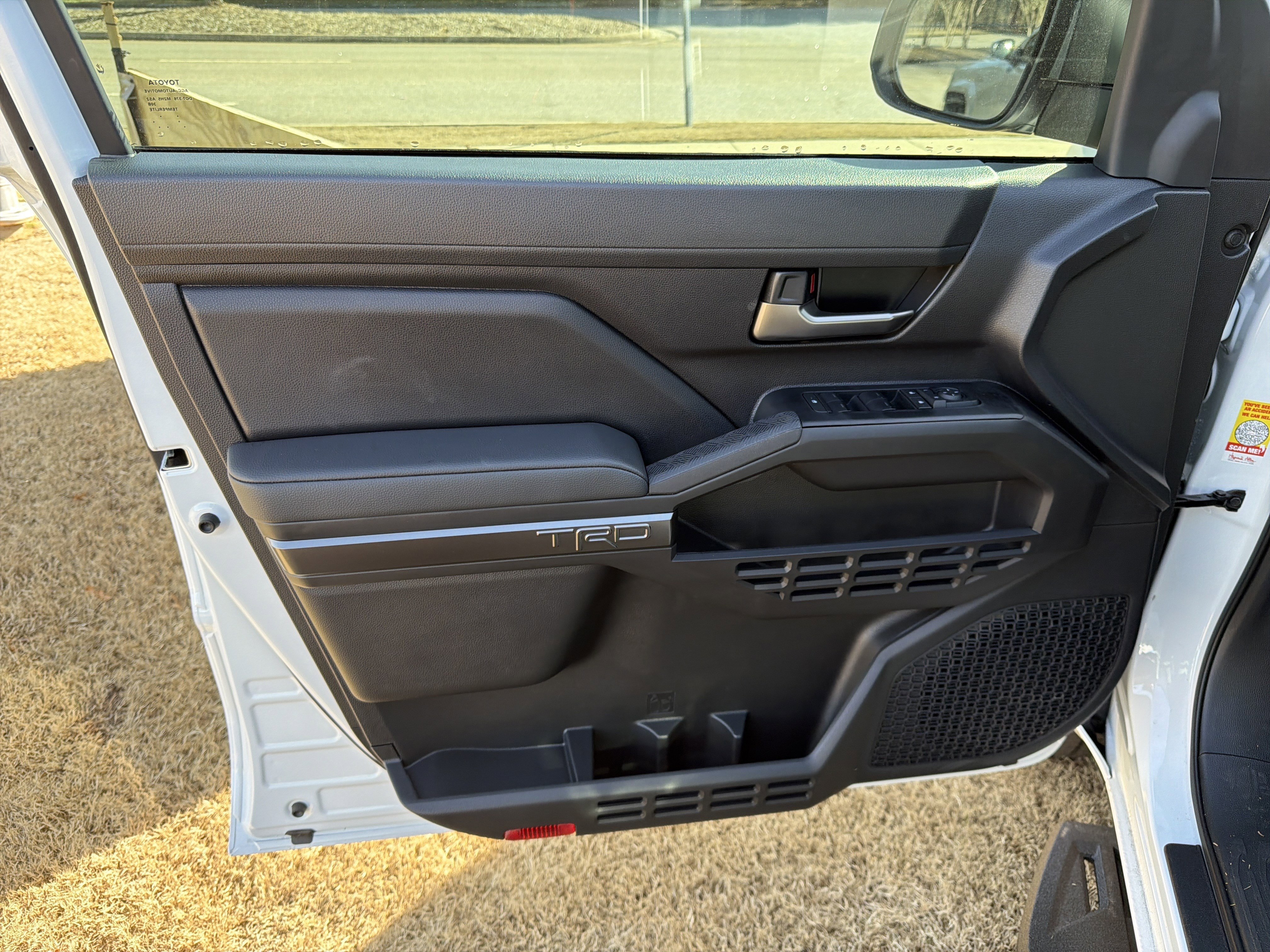 2025 Toyota Tacoma TRD Off Road - Photo 19
