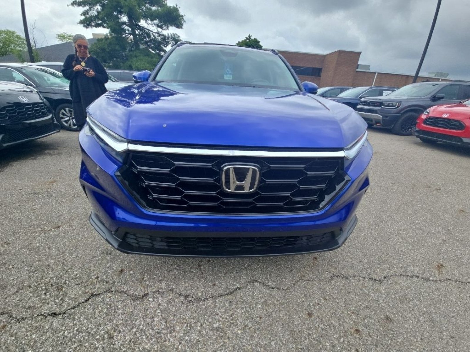 Certified Used 2023 Still Night Pearl Honda EX-L image 4