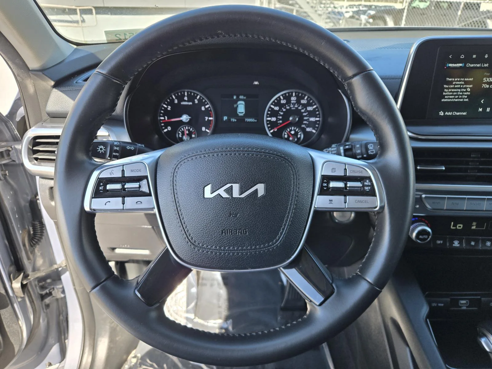 Used 2022 Everlasting Silver Kia LX AWD image 17