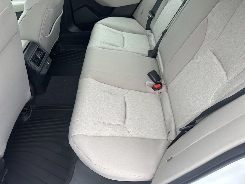 New 2026 Platinum White Pearl Honda LX image 16