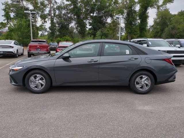 New 2026 Gray Hyundai SE image 33