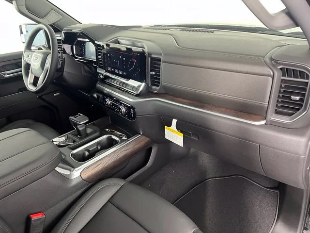 2026 GMC Sierra 1500 SLT - Photo 44