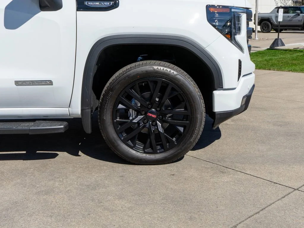 New 2026 Summit White GMC Elevation image 33