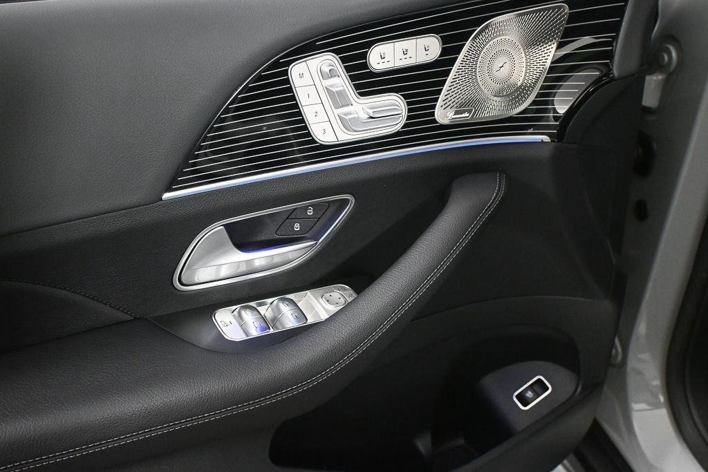 New 2026 MANUFAKTUR Alpine Grey Mercedes-Benz GLE 450 image 9