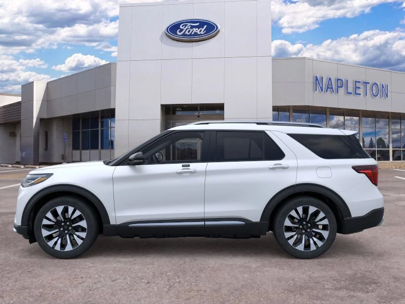 New 2026 Star White Metallic Tri-Coat Ford Platinum™ image 40