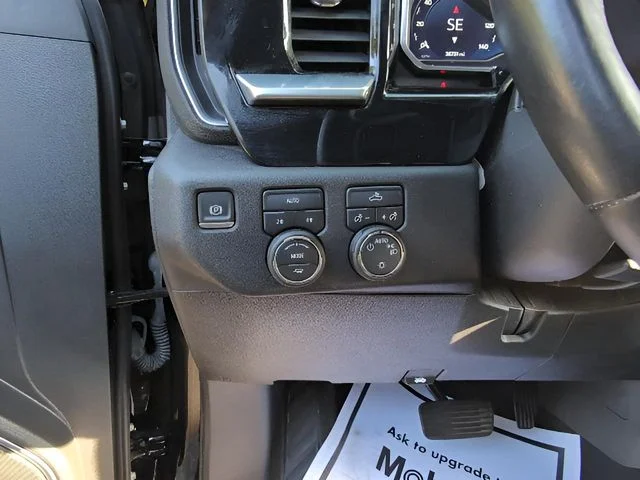 Used 2022 Black Chevrolet LT image 18