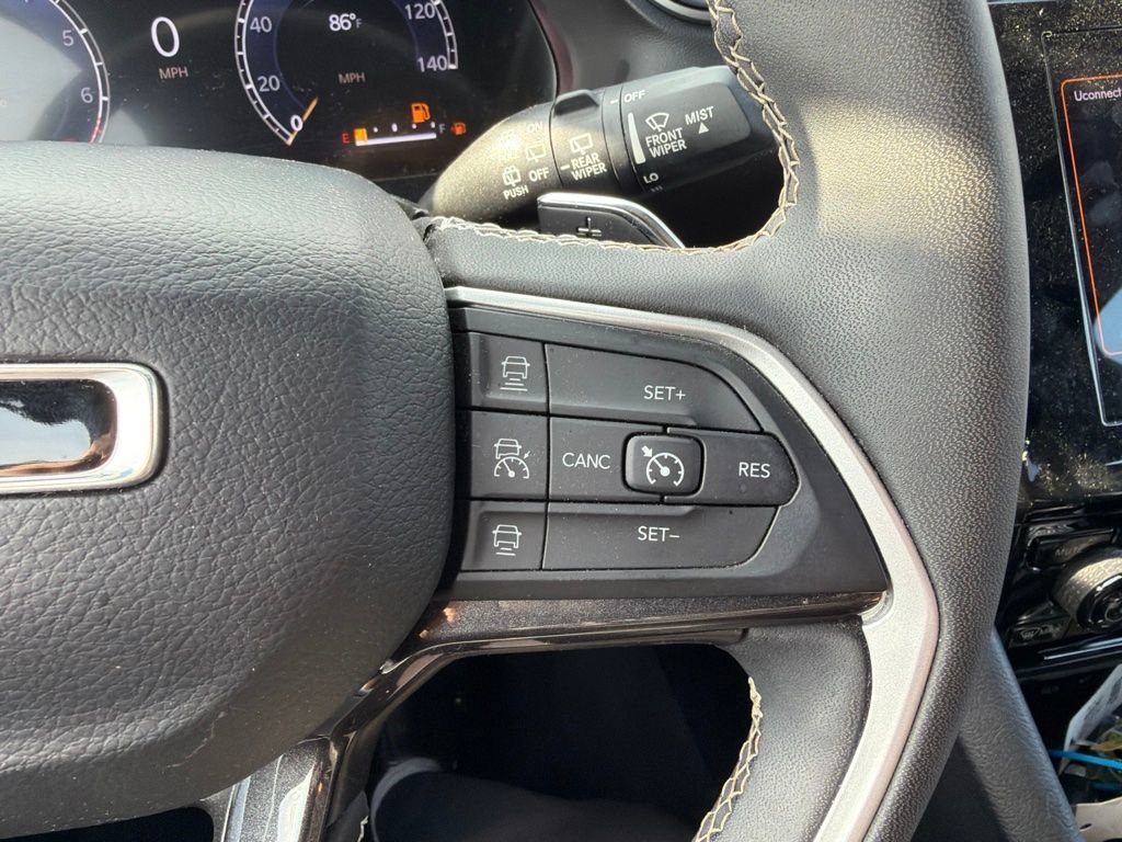 Used 2023 Diamond Black Jeep Altitude image 14