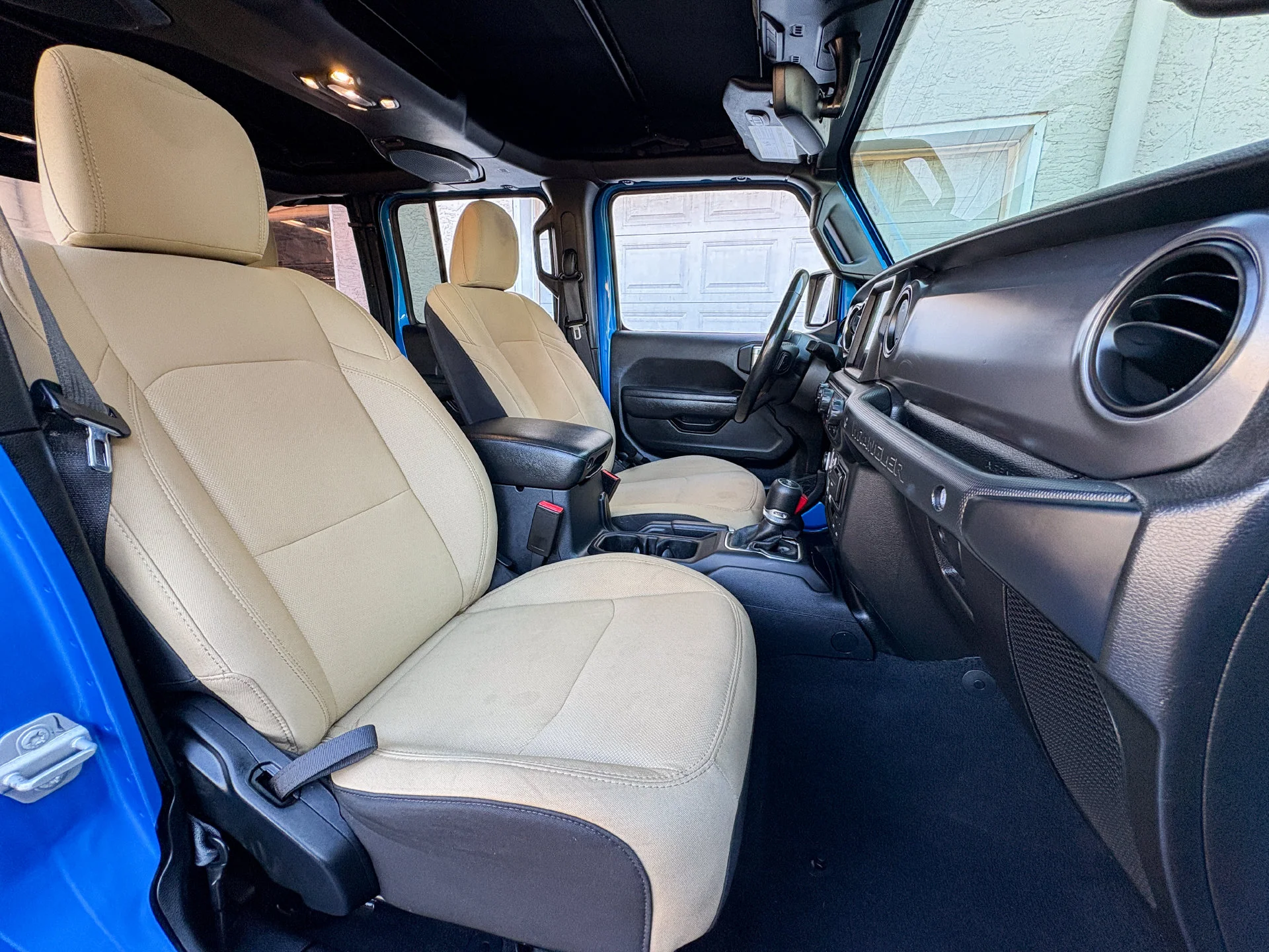 Used 2023 Blue Jeep Sport image 28