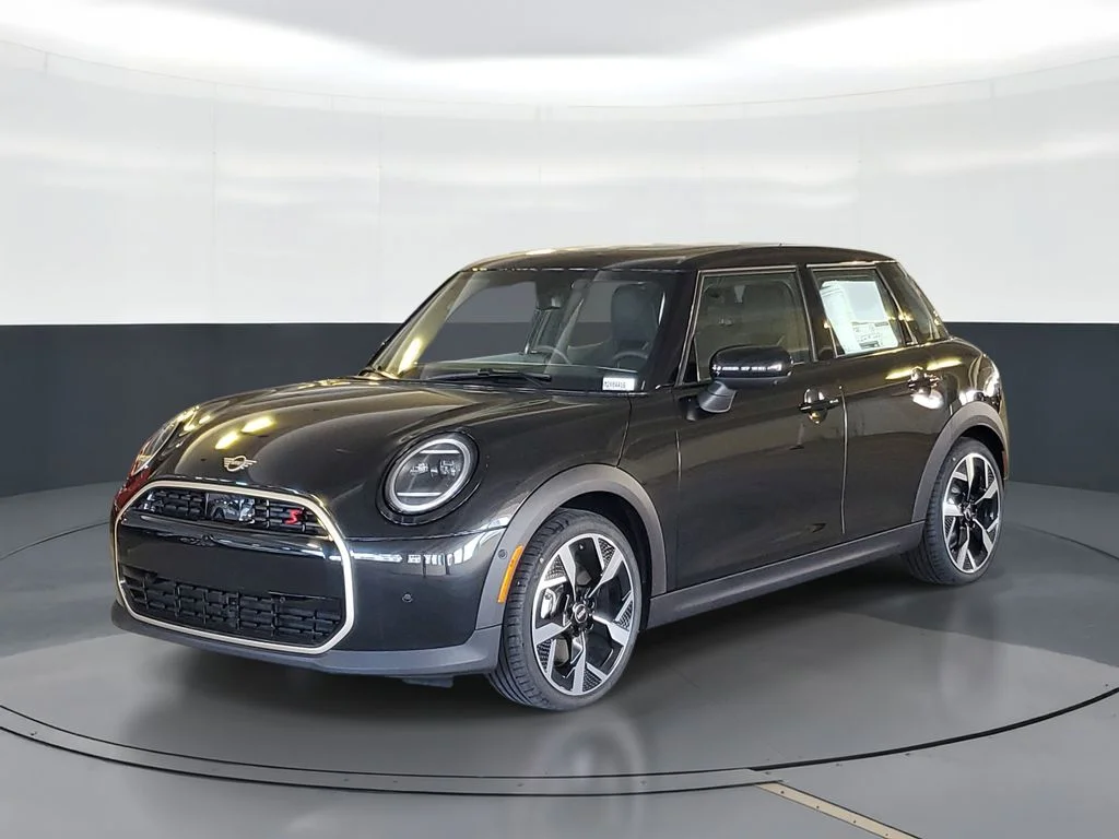 Used 2026 Black MINI  image 1