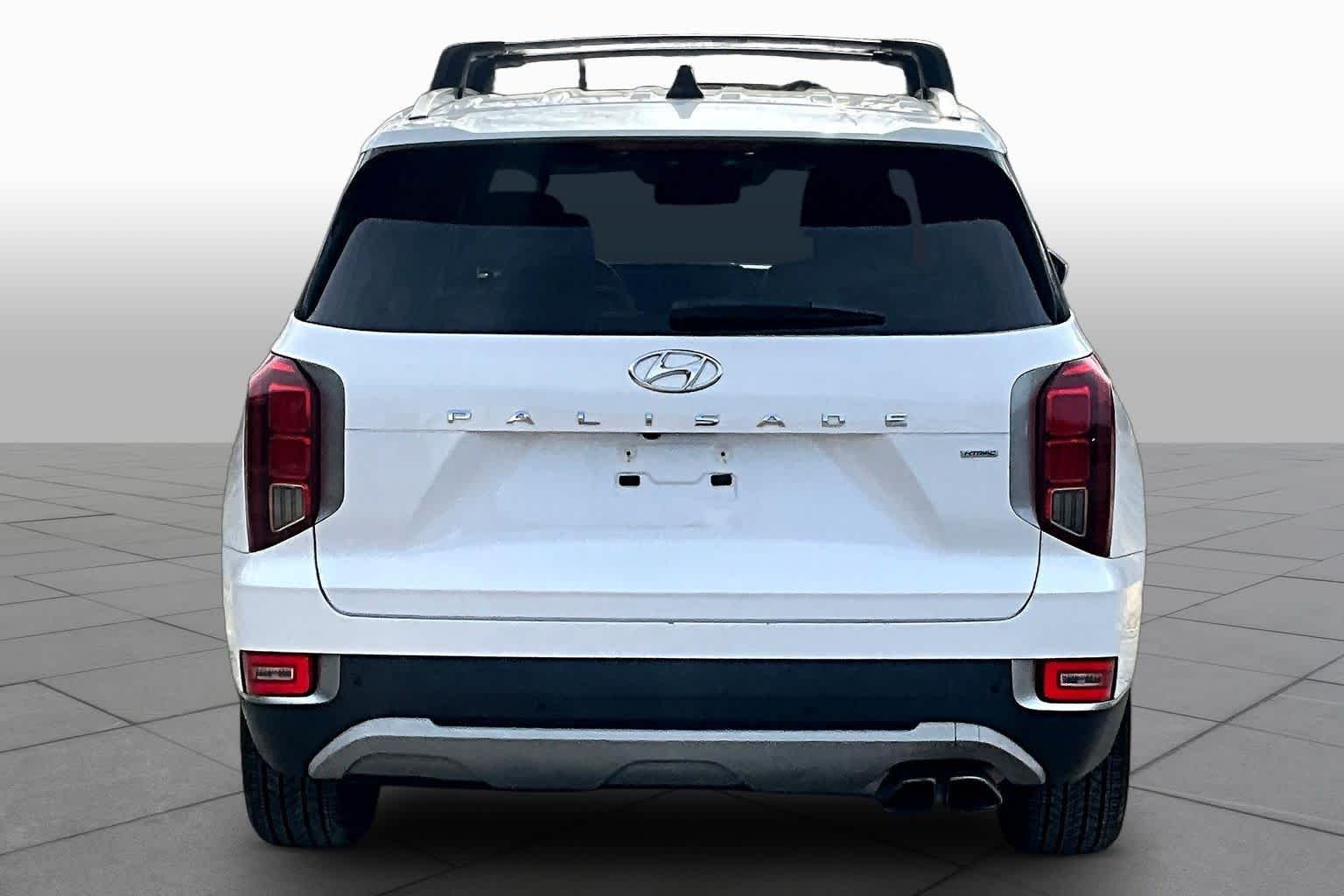 Used 2020 Hyper White Hyundai SEL image 5