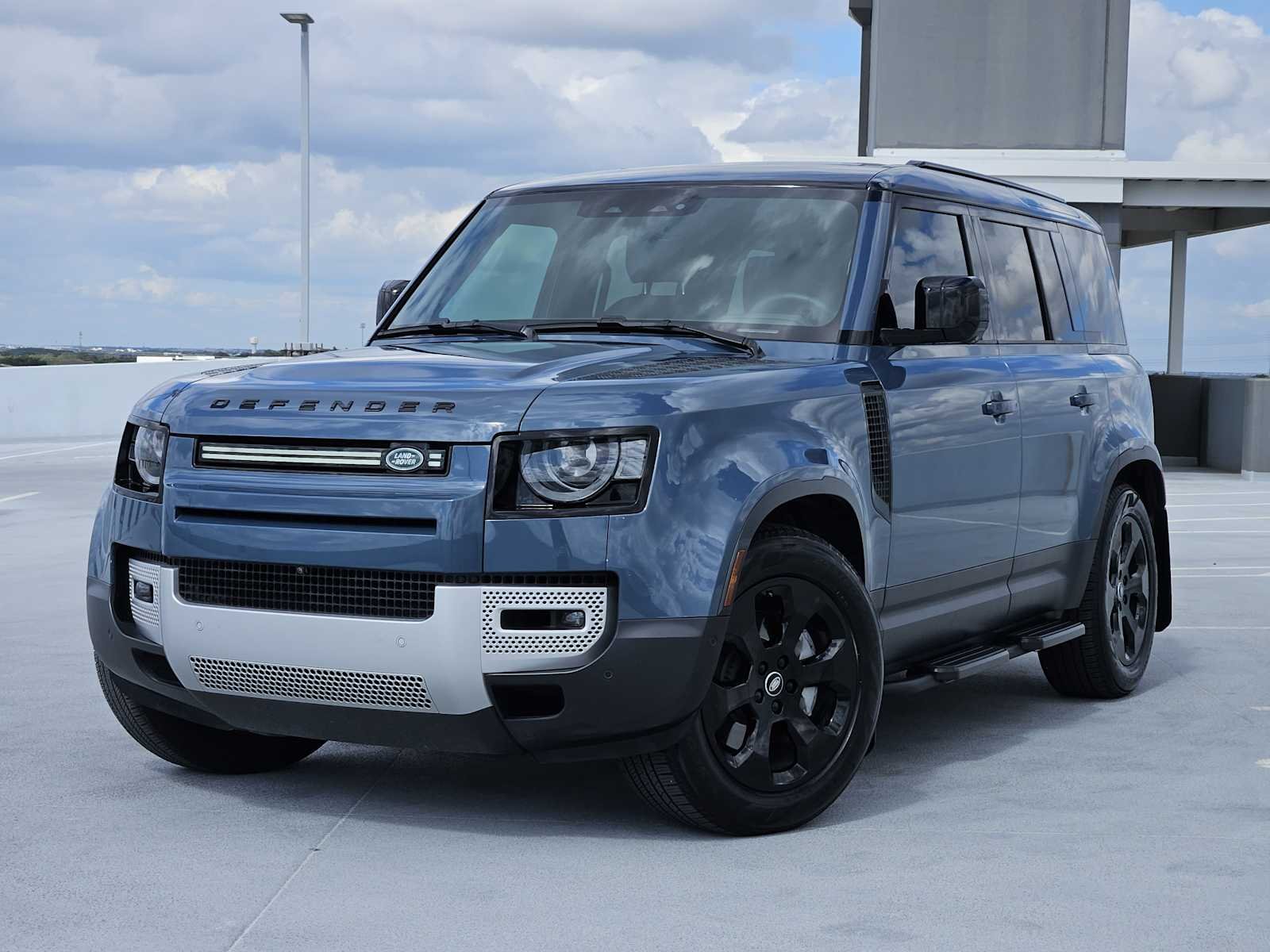 2025 Land Rover Defender