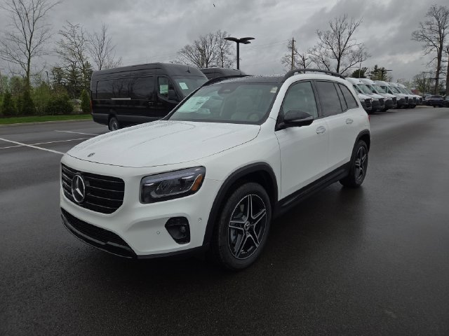New 2026 Polar White Mercedes-Benz GLB250 image 7