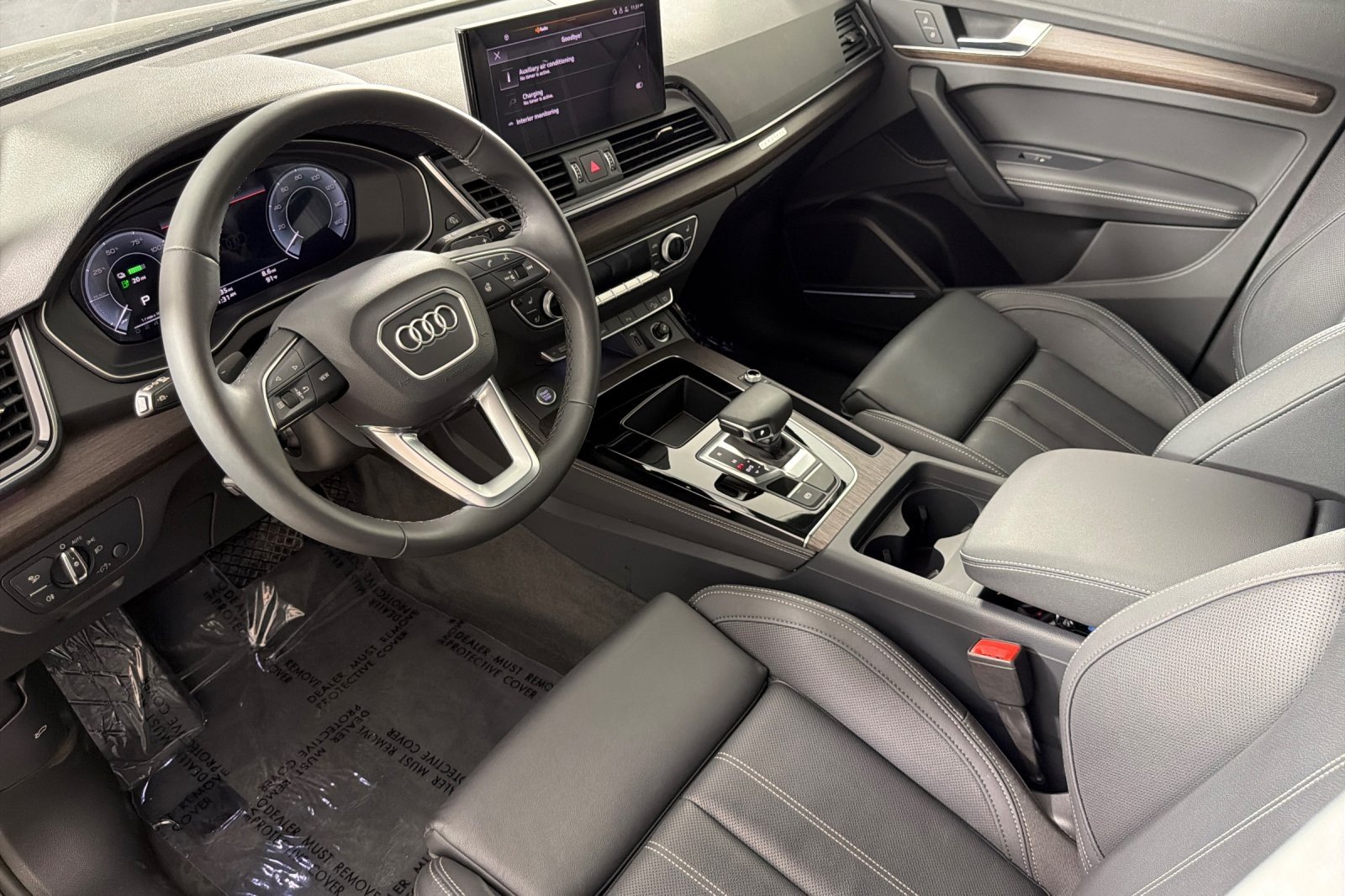 Used 2025 Mythos Black Metallic Audi S line Premium Plus 55 TFSI e quattro image 9