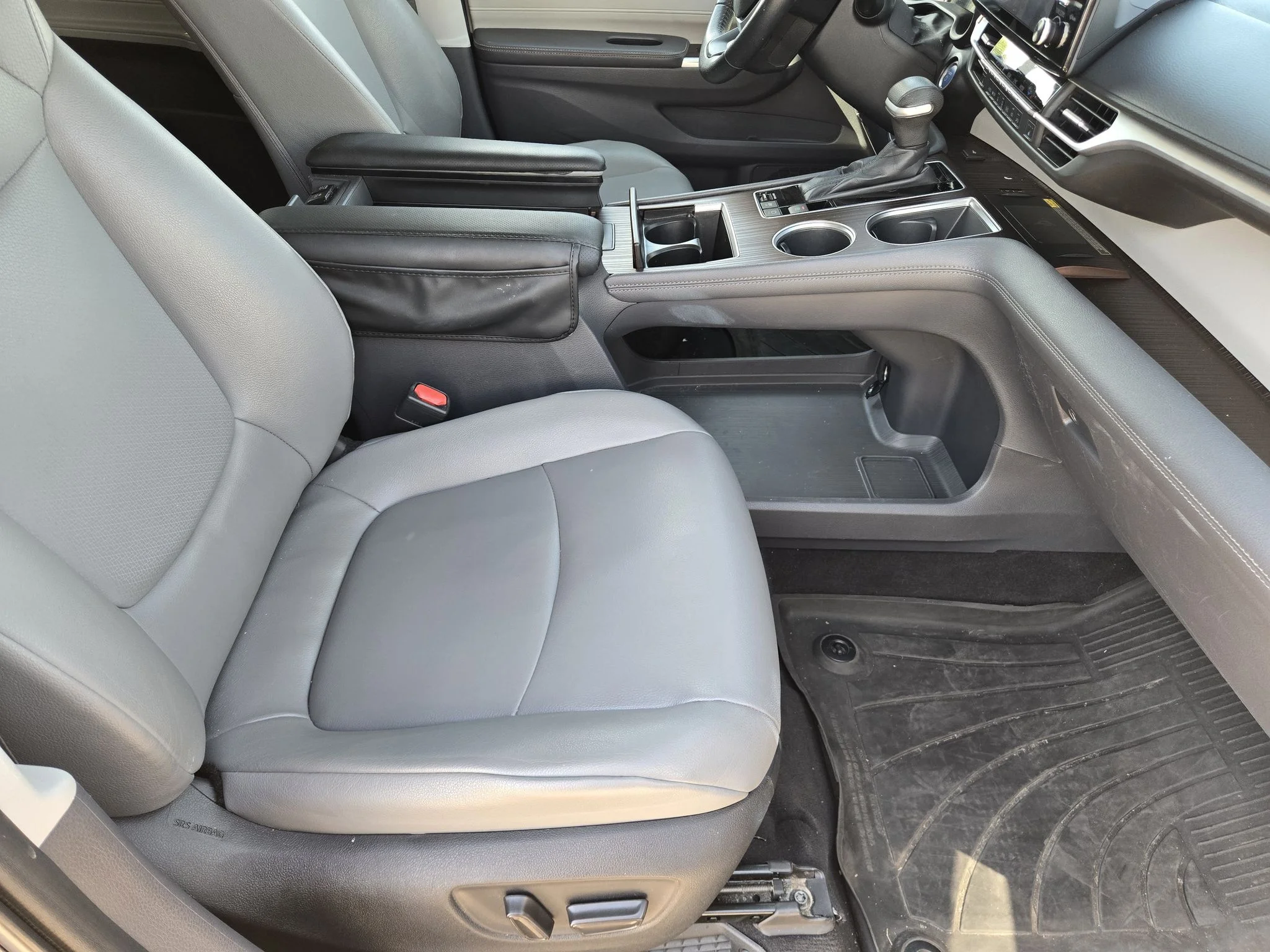 Used 2022 Blueprint Toyota XLE image 14