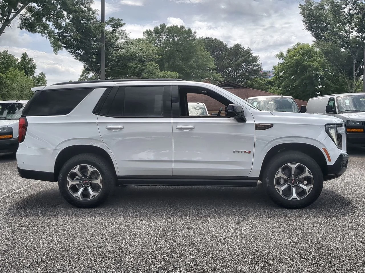 New 2026 Summit White GMC AT4 Ultimate image 9