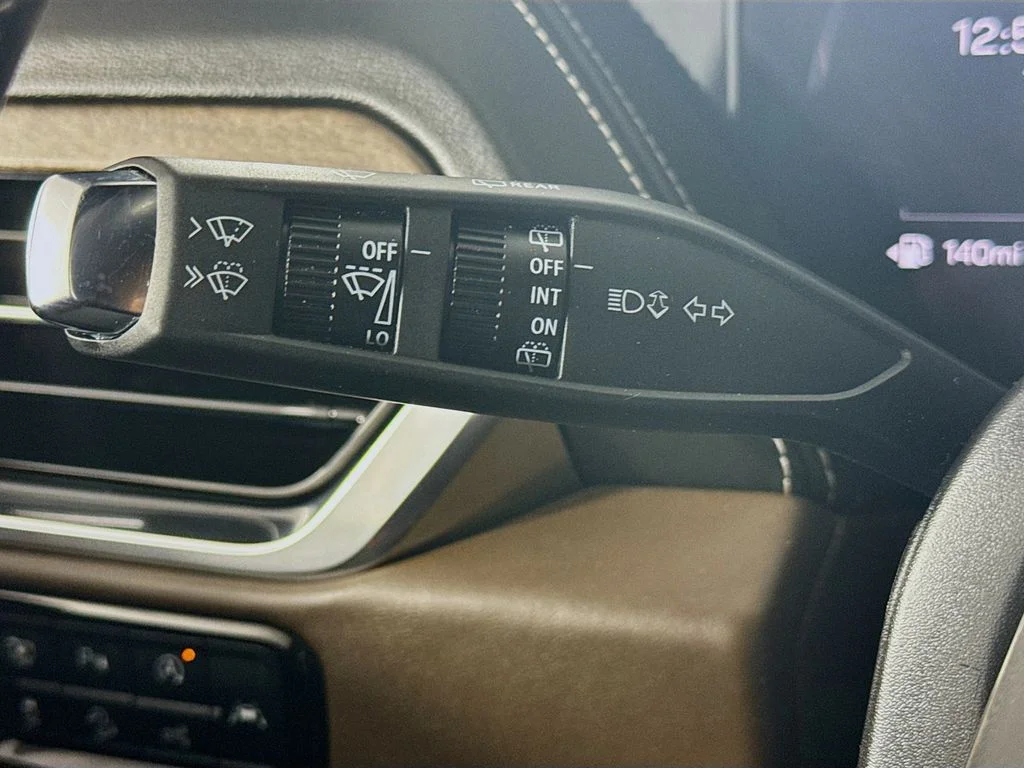 Used 2025 White GMC Denali Ultimate image 12