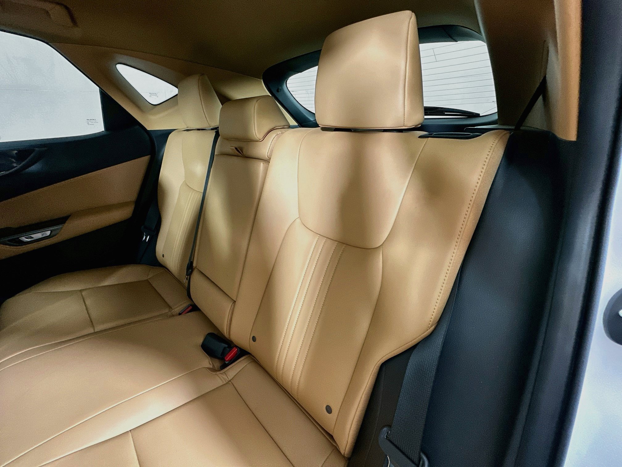Certified Used 2024 White Pearl Lexus 350h image 23