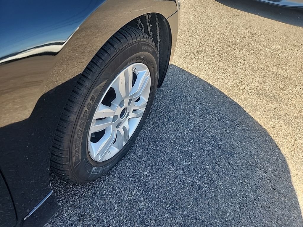 Used 2012 Black Nissan 2.5 SL image 15