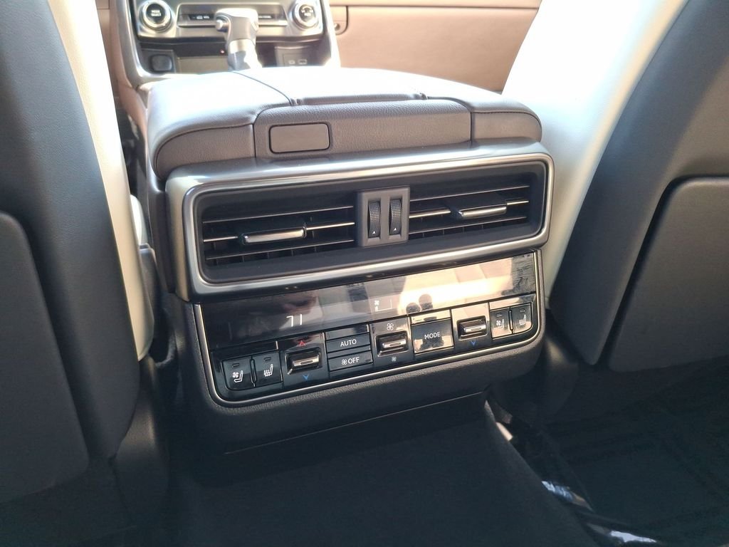 Certified Used 2024 White Lexus 600 Luxury image 22