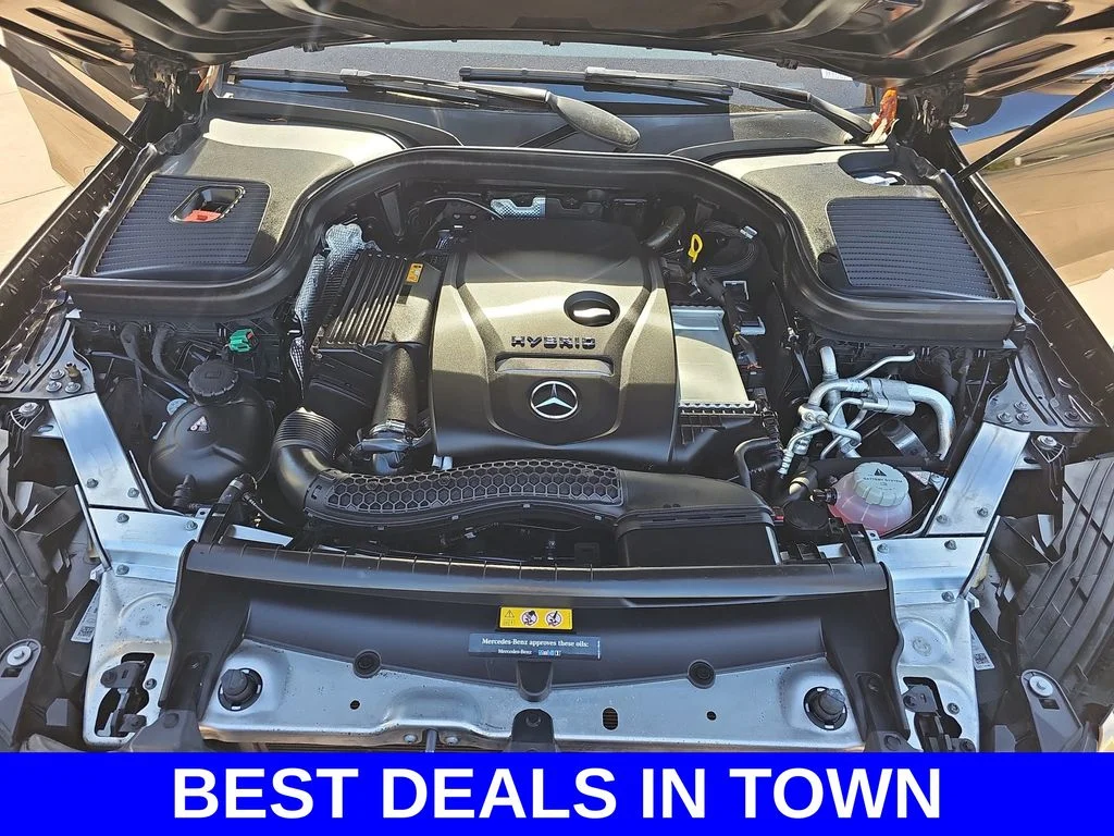 Used 2019 Black Mercedes-Benz GLC 350e image 31