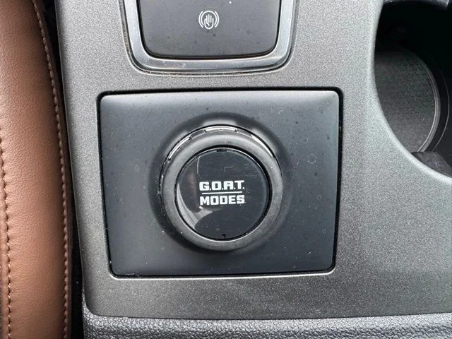 Used 2025 White Ford Outer Banks image 32