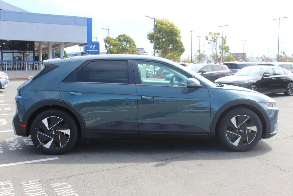 New 2026 Green Hyundai SEL image 6