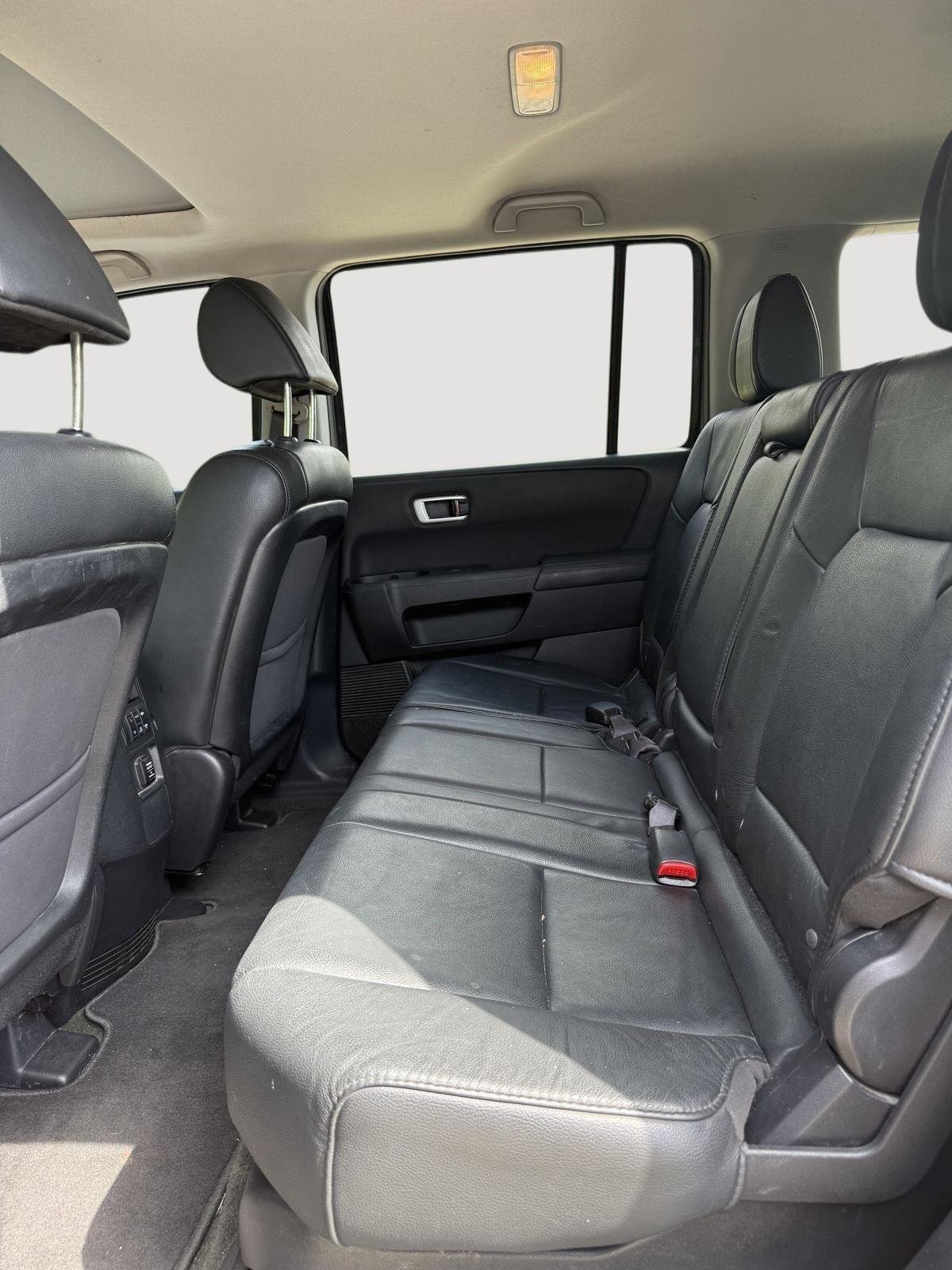 Used 2014  Honda EX-L image 18