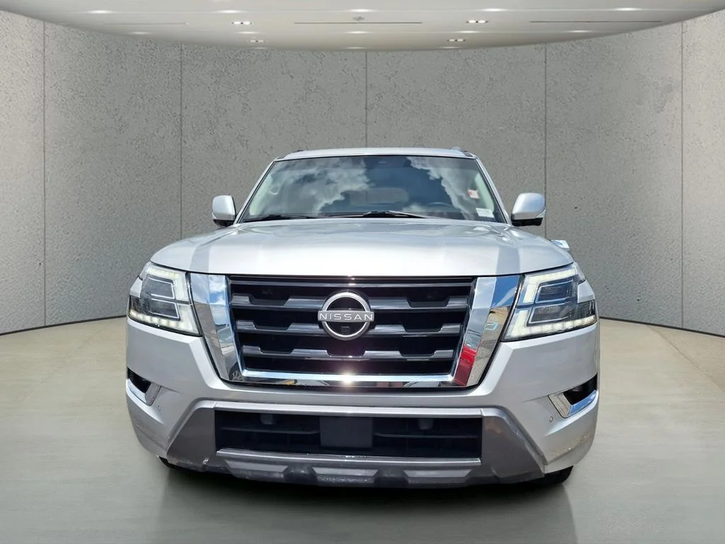 Certified Used 2023 Silver Nissan SL image 2