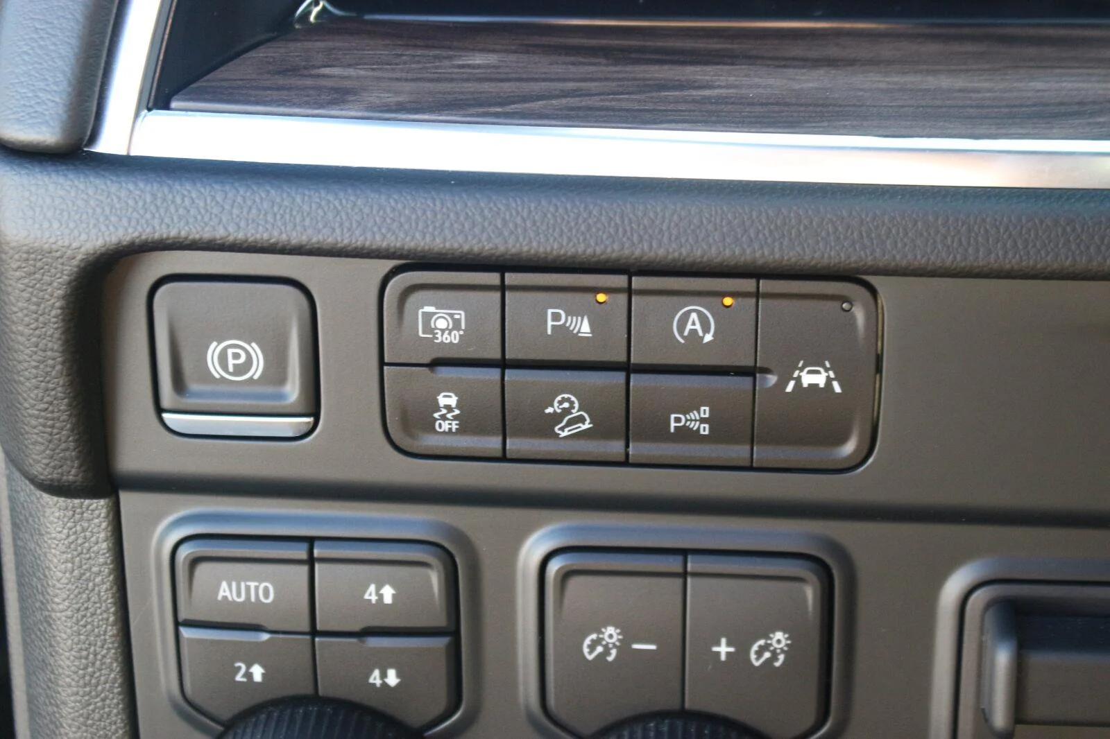 Used 2025 Black Chevrolet LT image 31