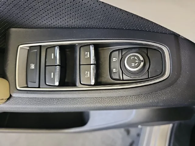Used 2019 Gray Subaru Limited image 29