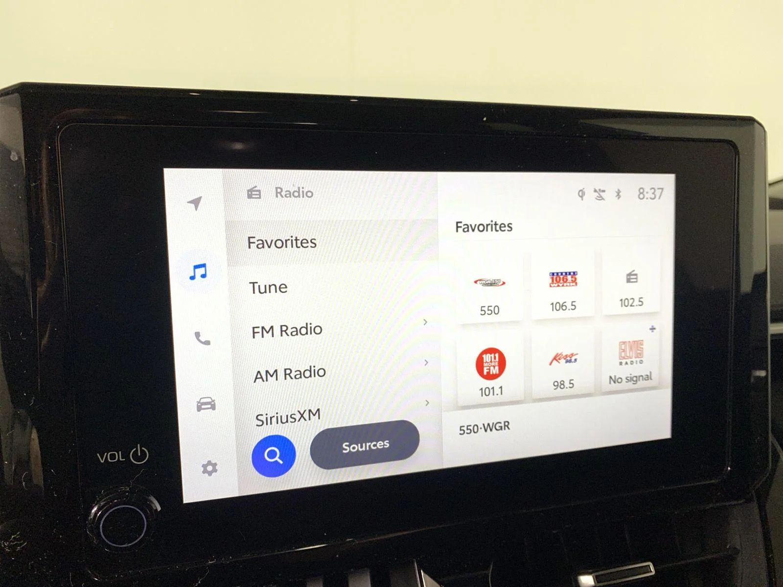 Used 2024 Wh Toyota XLE image 17