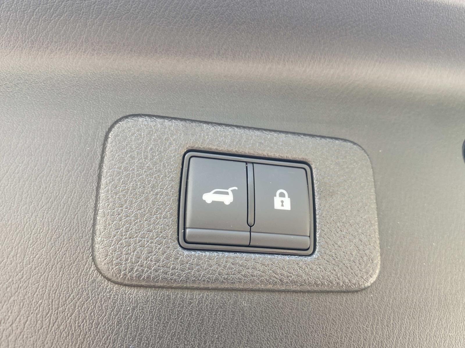 2024 Nissan Armada SL - Photo 9