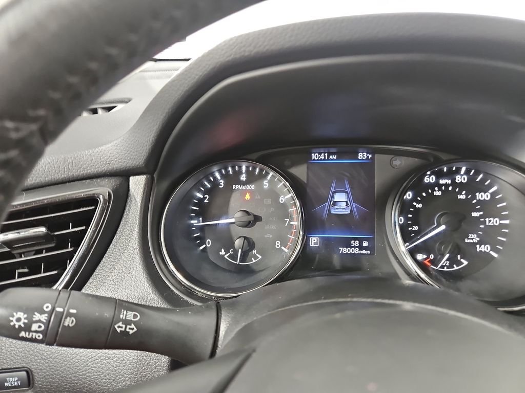 Used 2018 Silver Nissan SL image 16