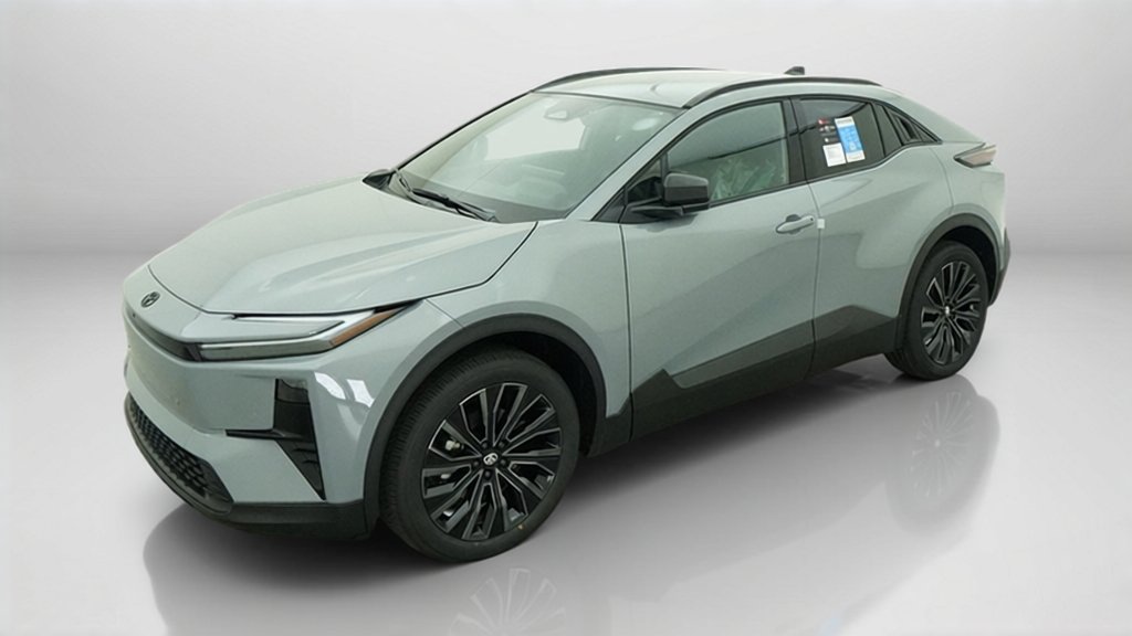 2027 Toyota C-HR XSE