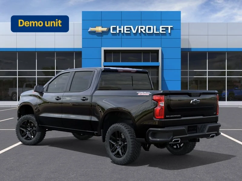 Used 2026 Black Chevrolet 4WD Crew Cab 147" LT Trail Boss image 3